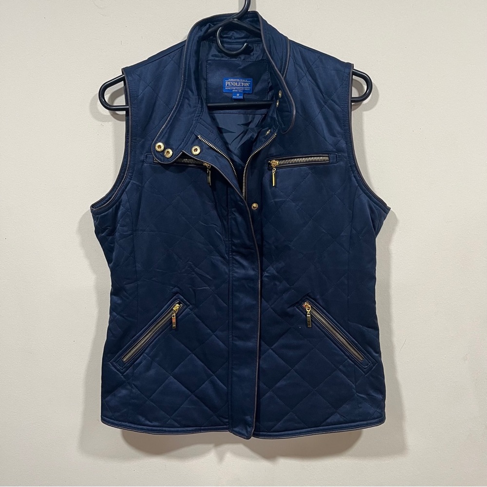 EUC Pendleton Quilted Vest Women Size M Full Zip Navy Blue